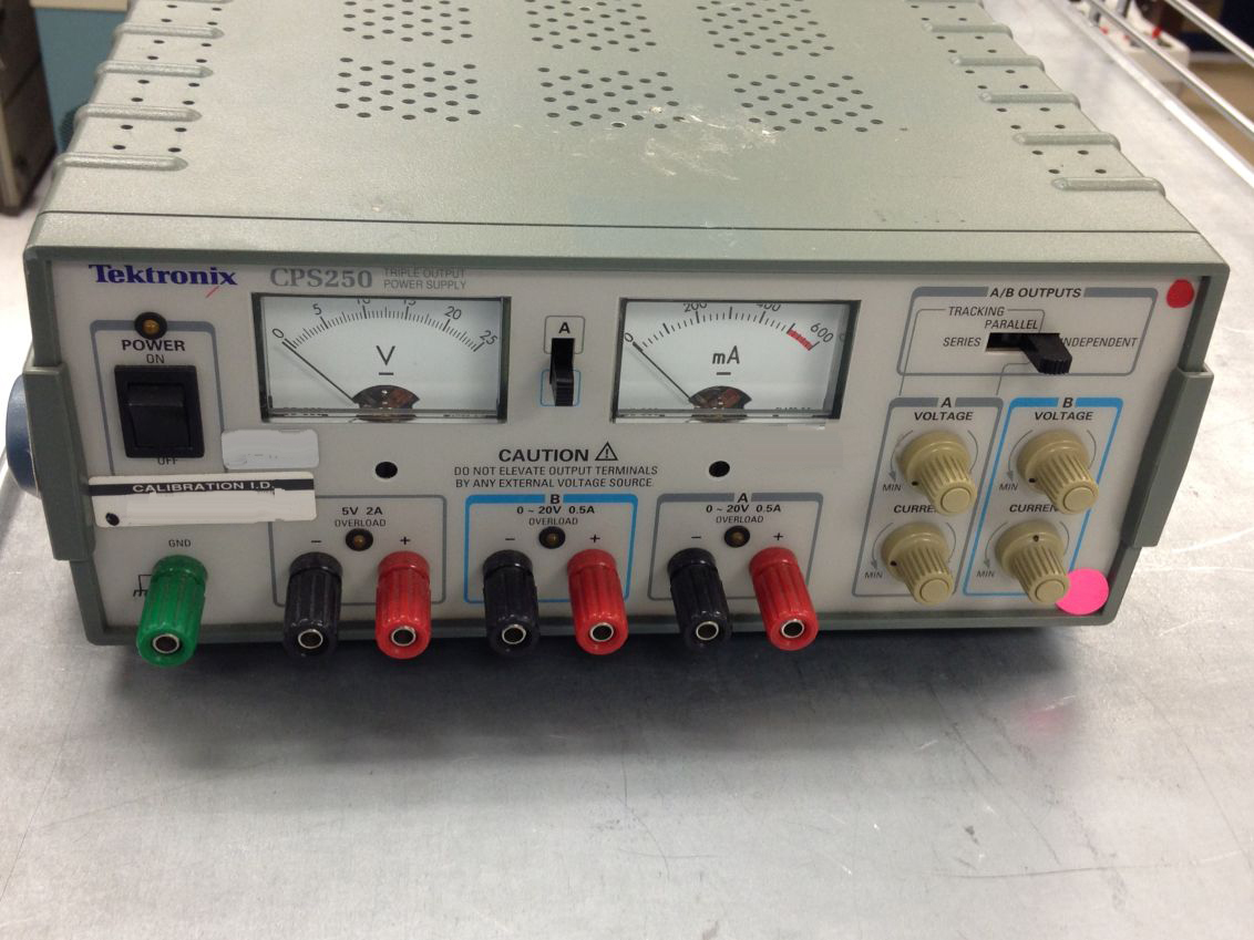 사진 사용됨 TEKTRONIX CPS 250 판매용