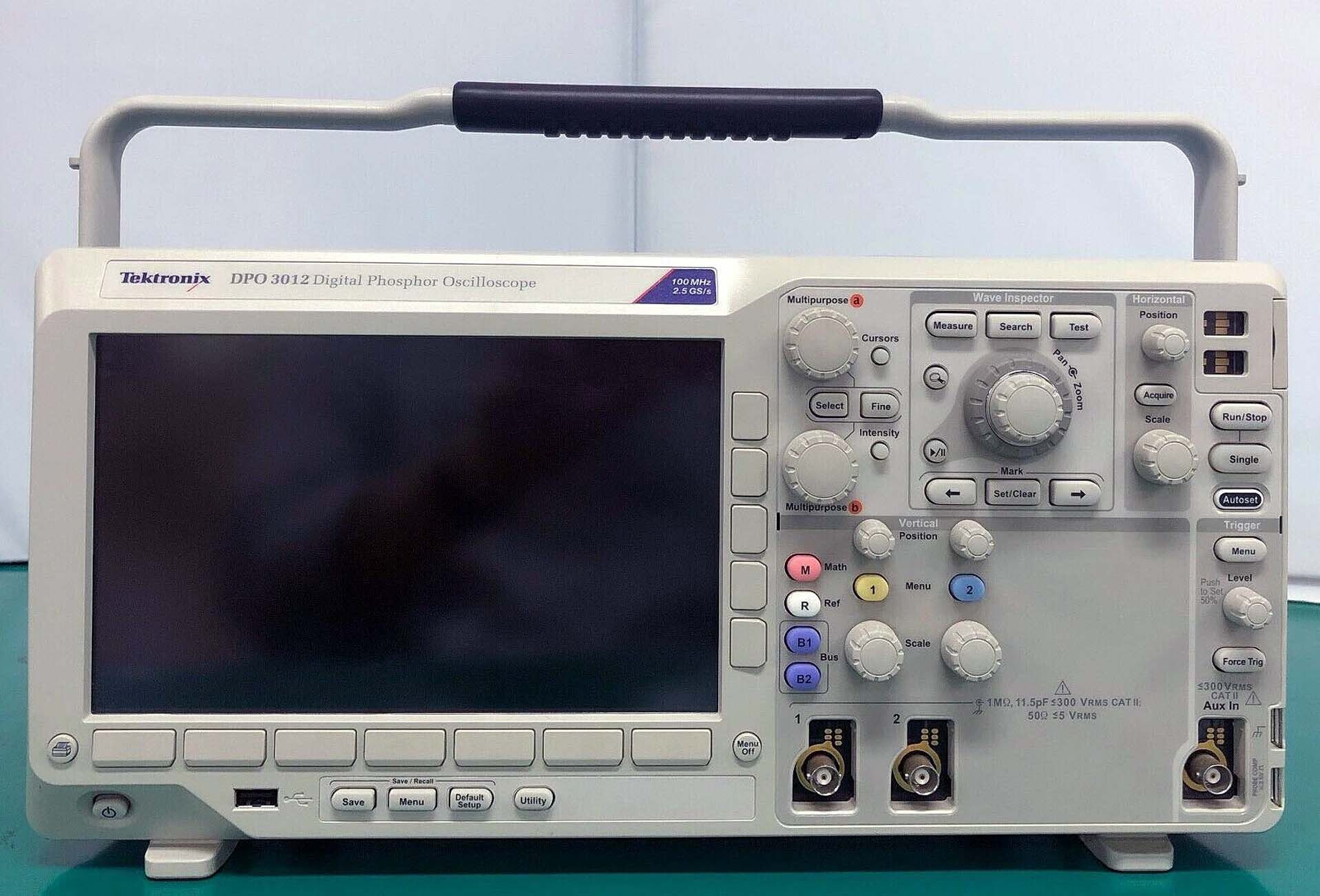 사진 사용됨 TEKTRONIX DPO 3012 판매용