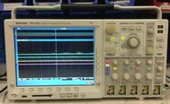 사진 사용됨 TEKTRONIX DPO 4034 판매용