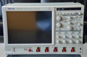 フォト（写真） 使用される TEKTRONIX DPO 7104 販売のために