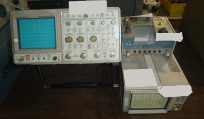 TEKTRONIX Lot #9080708