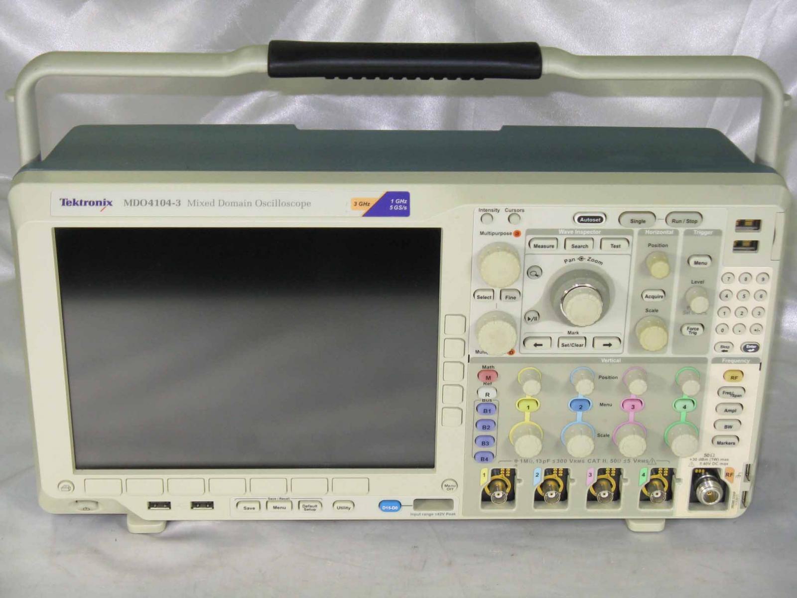 사진 사용됨 TEKTRONIX MDO4104-3 판매용