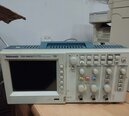 TEKTRONIX TDS 2002B
