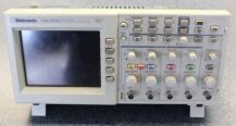 Foto Verwendet TEKTRONIX TDS 2014 Zum Verkauf