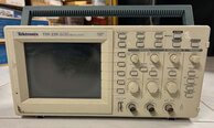 TEKTRONIX TDS 220