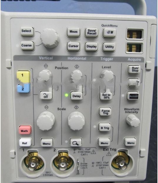 Foto Verwendet TEKTRONIX TDS 3012C Zum Verkauf