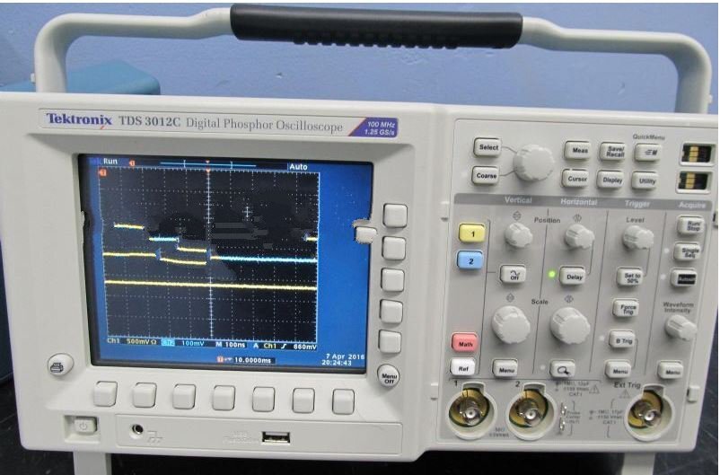 圖為 已使用的 TEKTRONIX TDS 3012C 待售