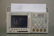 Foto Verwendet TEKTRONIX TDS 3014B Zum Verkauf