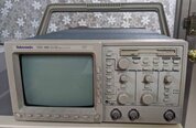 图为 已使用的 TEKTRONIX TDS 380 待售