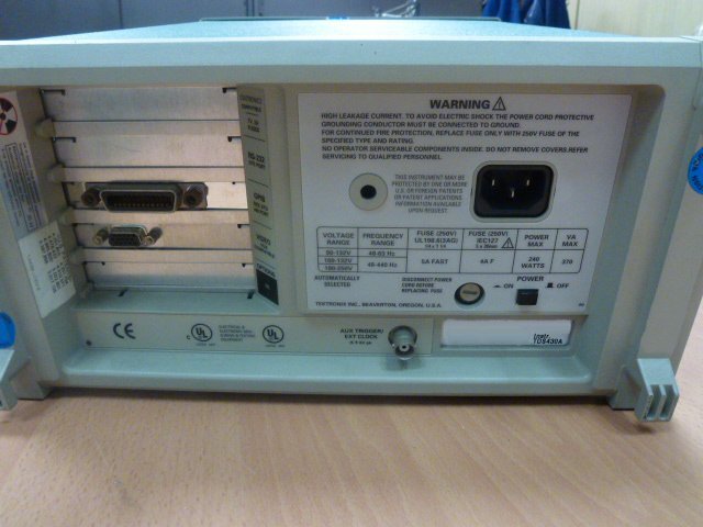 Photo Utilisé TEKTRONIX TDS 430A À vendre