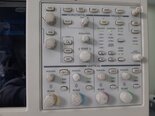 Foto Verwendet TEKTRONIX TDS 5054 Zum Verkauf