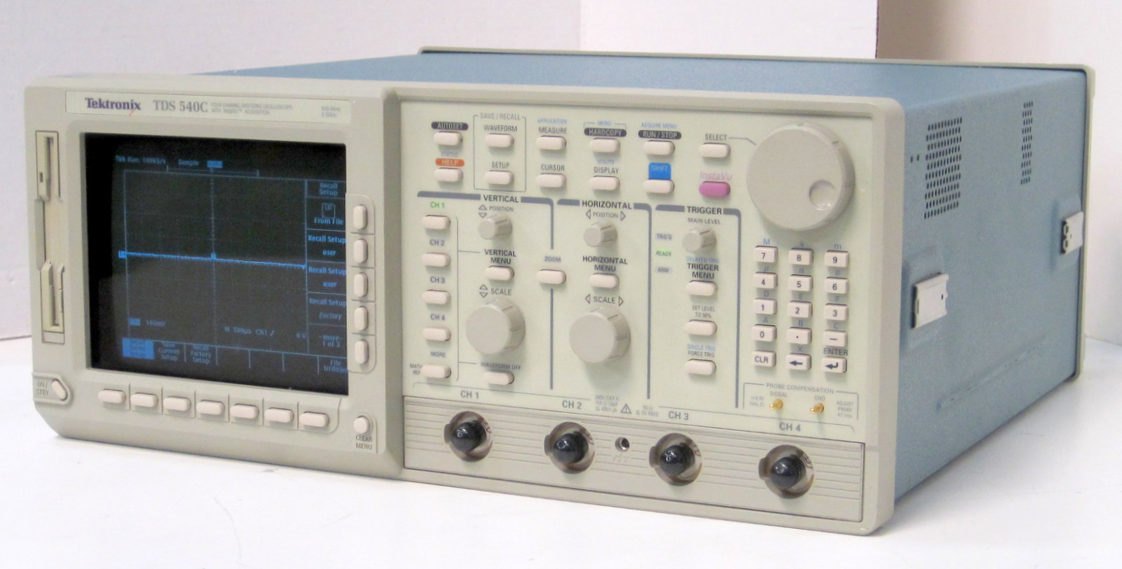 Photo Utilisé TEKTRONIX TDS 540C/13/1F/1M/2F/2C À vendre