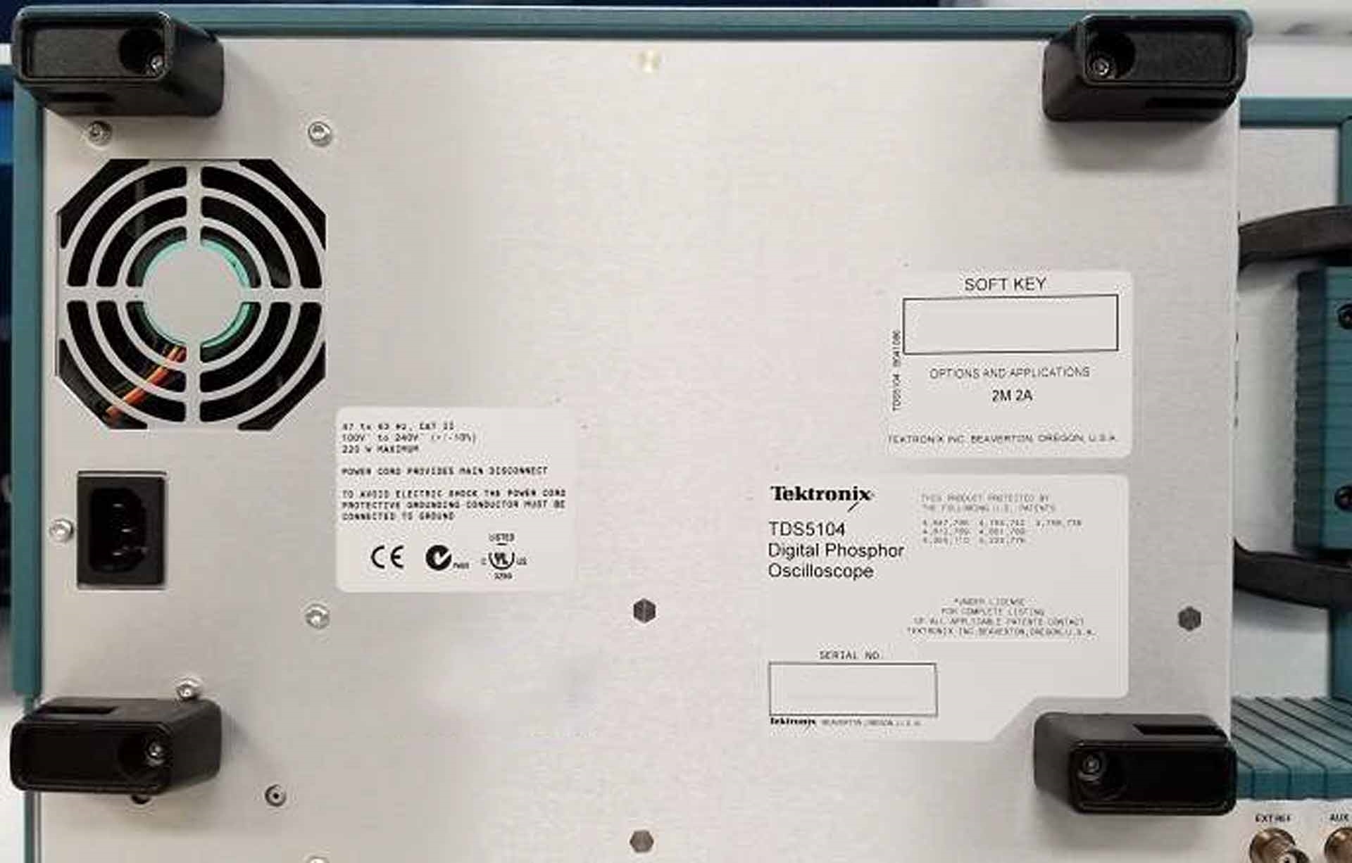 Foto Verwendet TEKTRONIX TDS 5104 Zum Verkauf