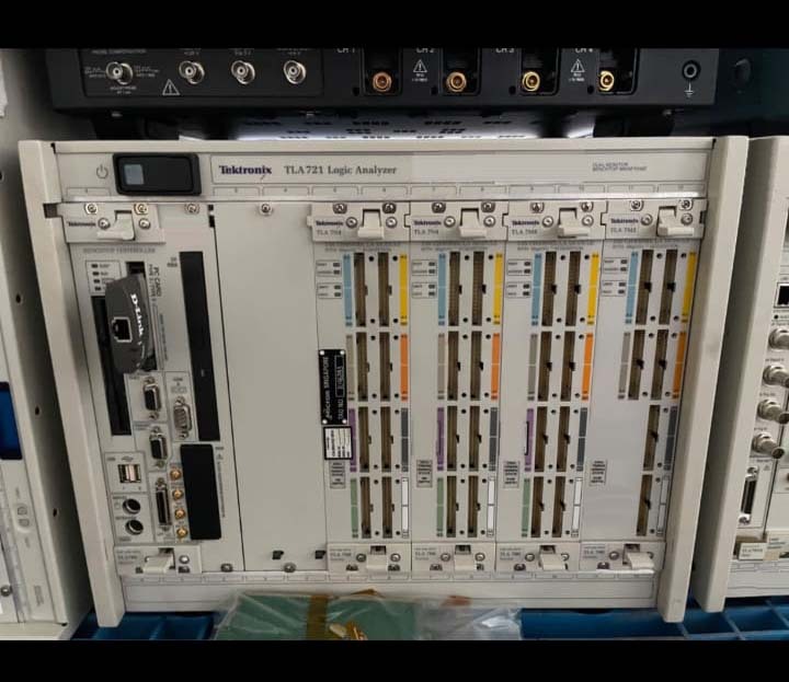 Photo Utilisé TEKTRONIX TLA 721 À vendre