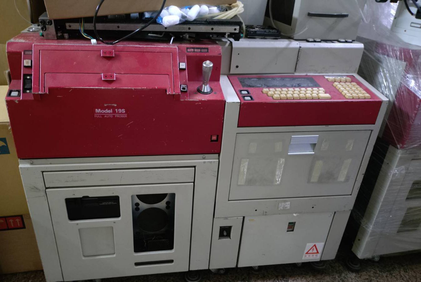 Foto Verwendet TEL / TOKYO ELECTRON 19S Zum Verkauf