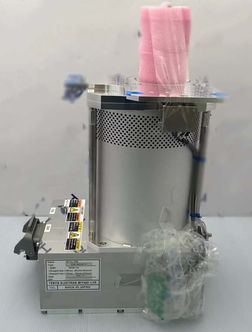 Foto Verwendet TEL / TOKYO ELECTRON 2L80-004142-V1 Zum Verkauf