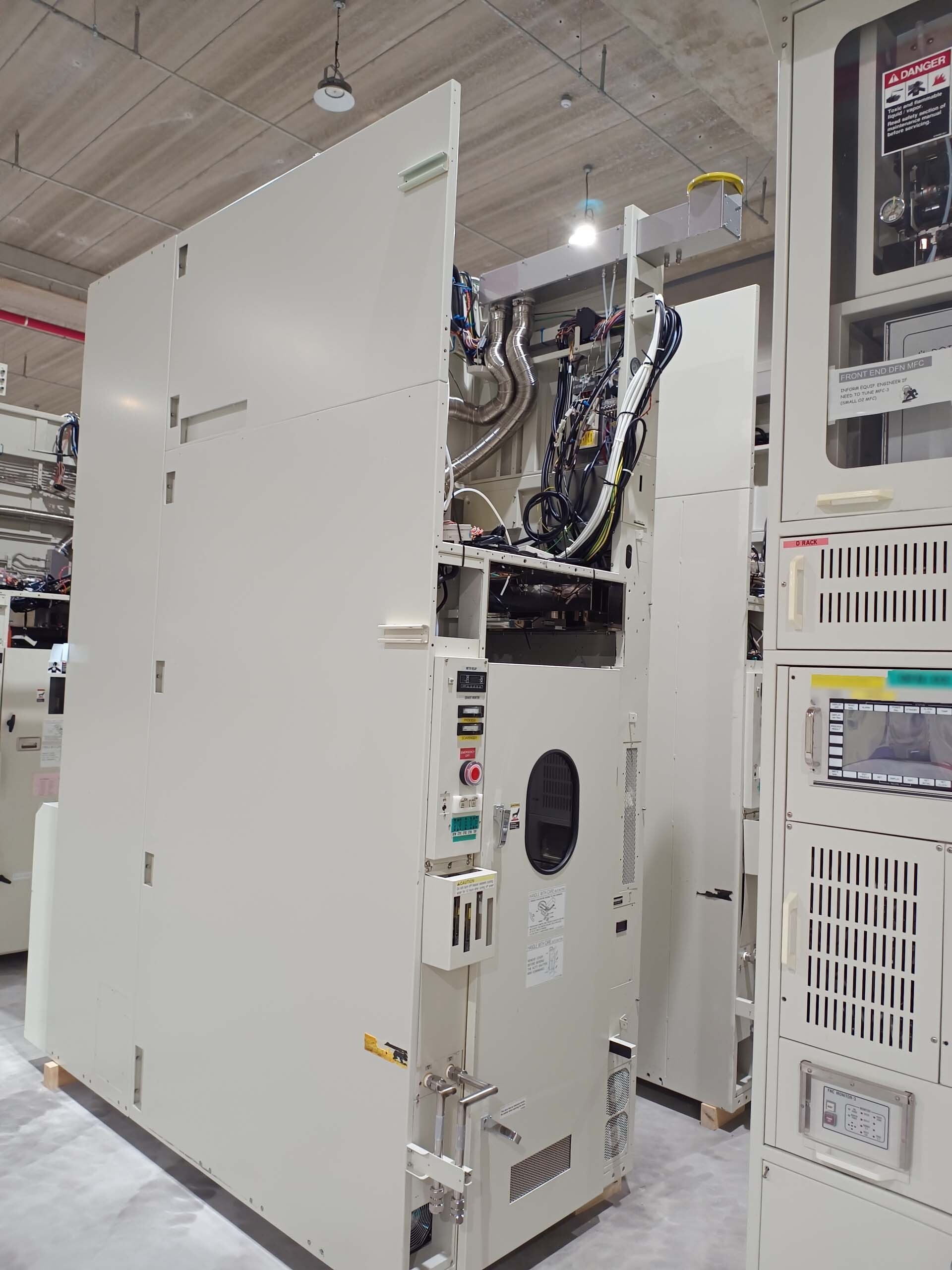 Foto Verwendet TEL / TOKYO ELECTRON Alpha 8S Zum Verkauf