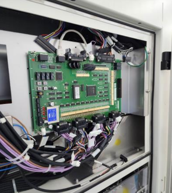Foto Verwendet TEL / TOKYO ELECTRON Alpha 8SE-Z Zum Verkauf