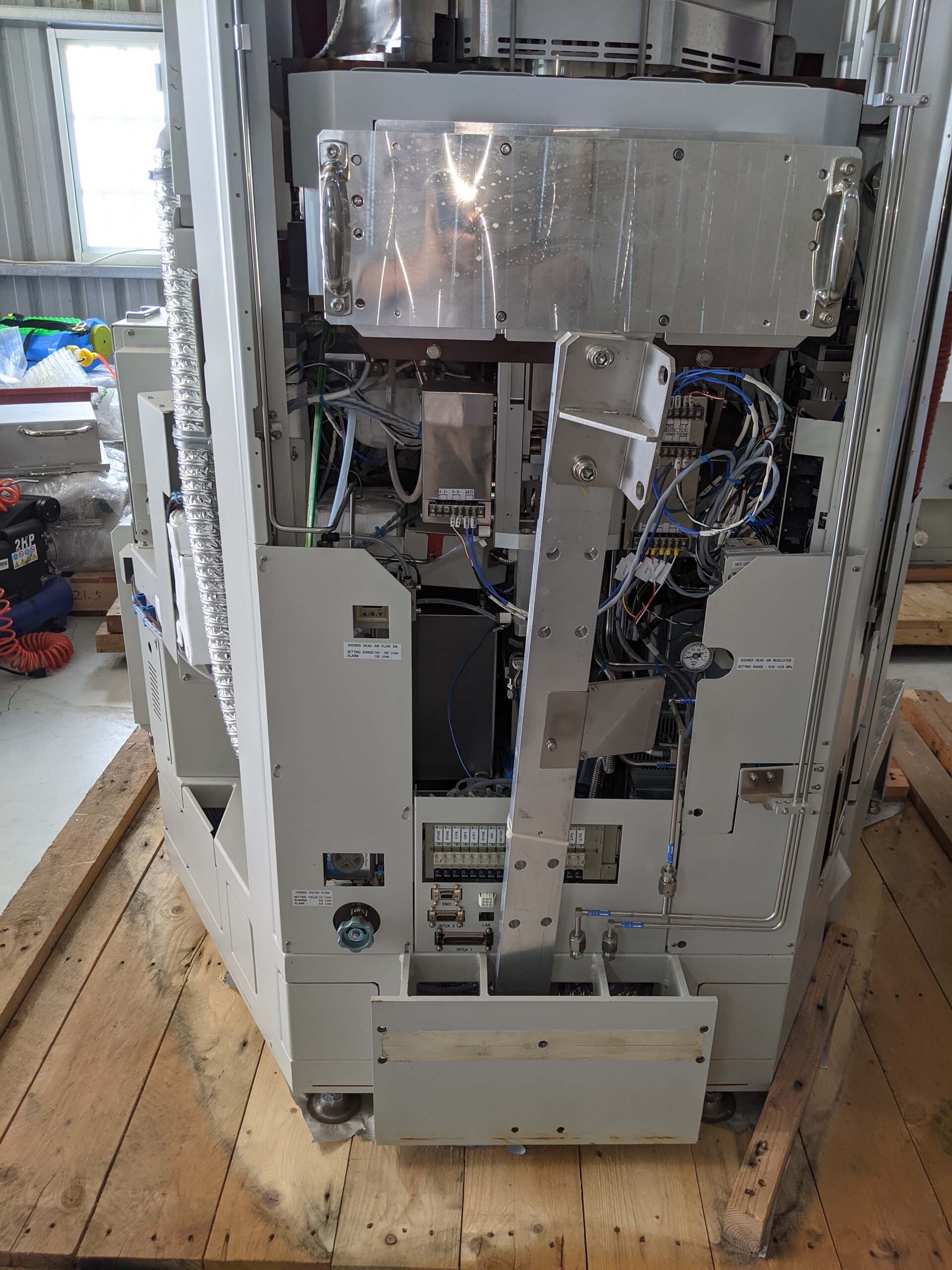 Photo Used TEL / TOKYO ELECTRON Chamber module for Trias MU TI/TiN For Sale