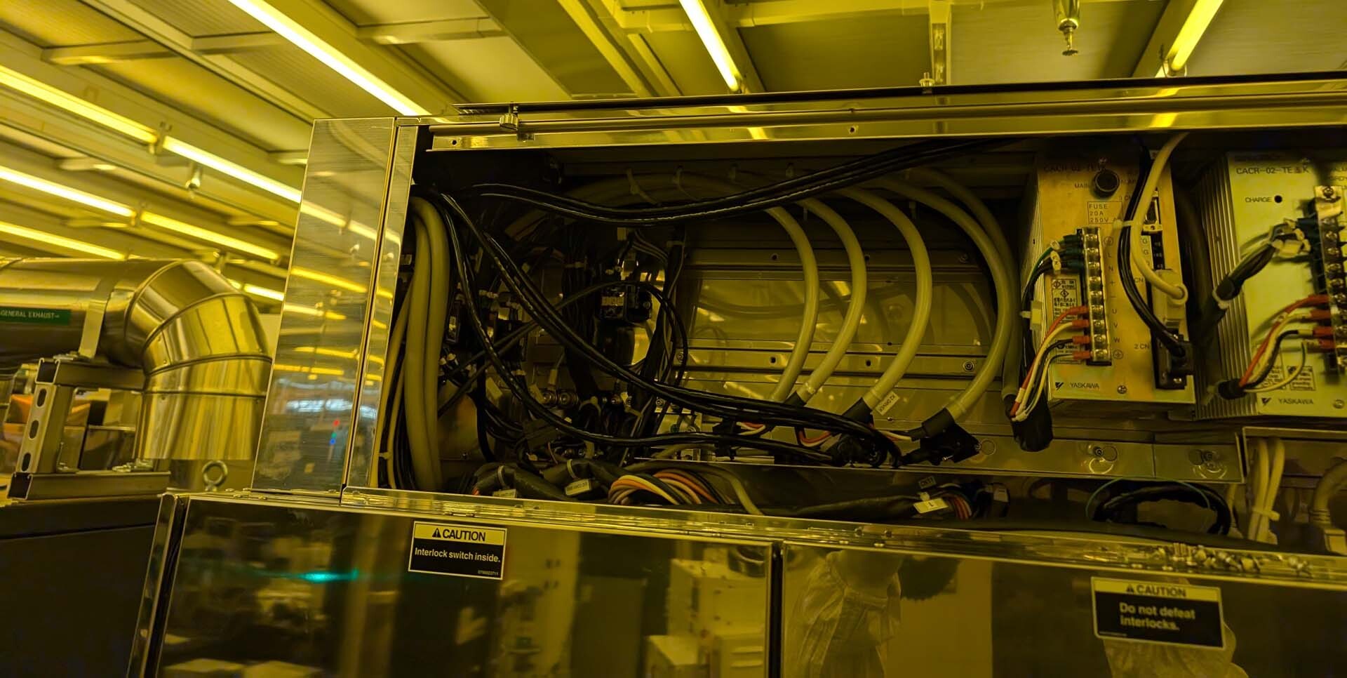 Foto Verwendet TEL / TOKYO ELECTRON Clean Track ACT 8 Zum Verkauf