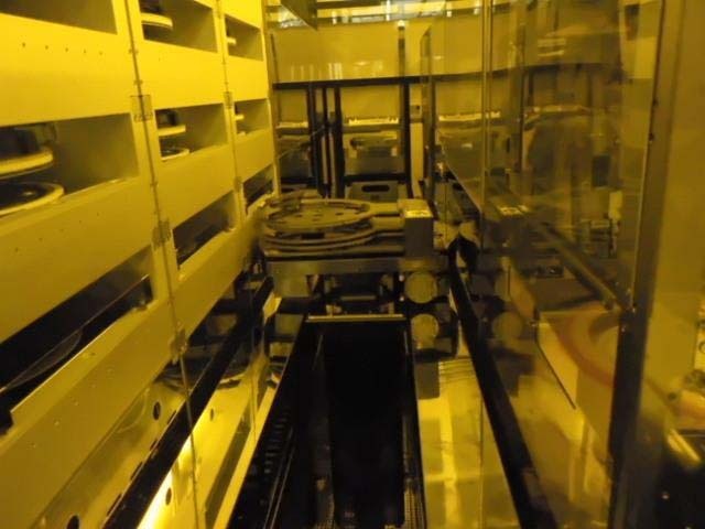 Photo Used TEL / TOKYO ELECTRON Clean Track Mark 7 For Sale