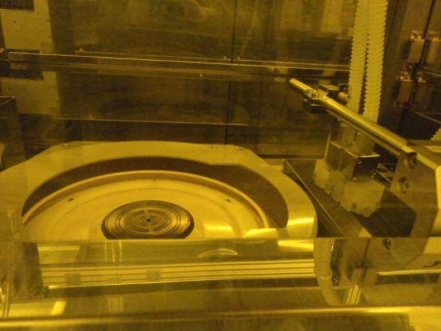 Photo Used TEL / TOKYO ELECTRON Clean Track Mark 7 For Sale