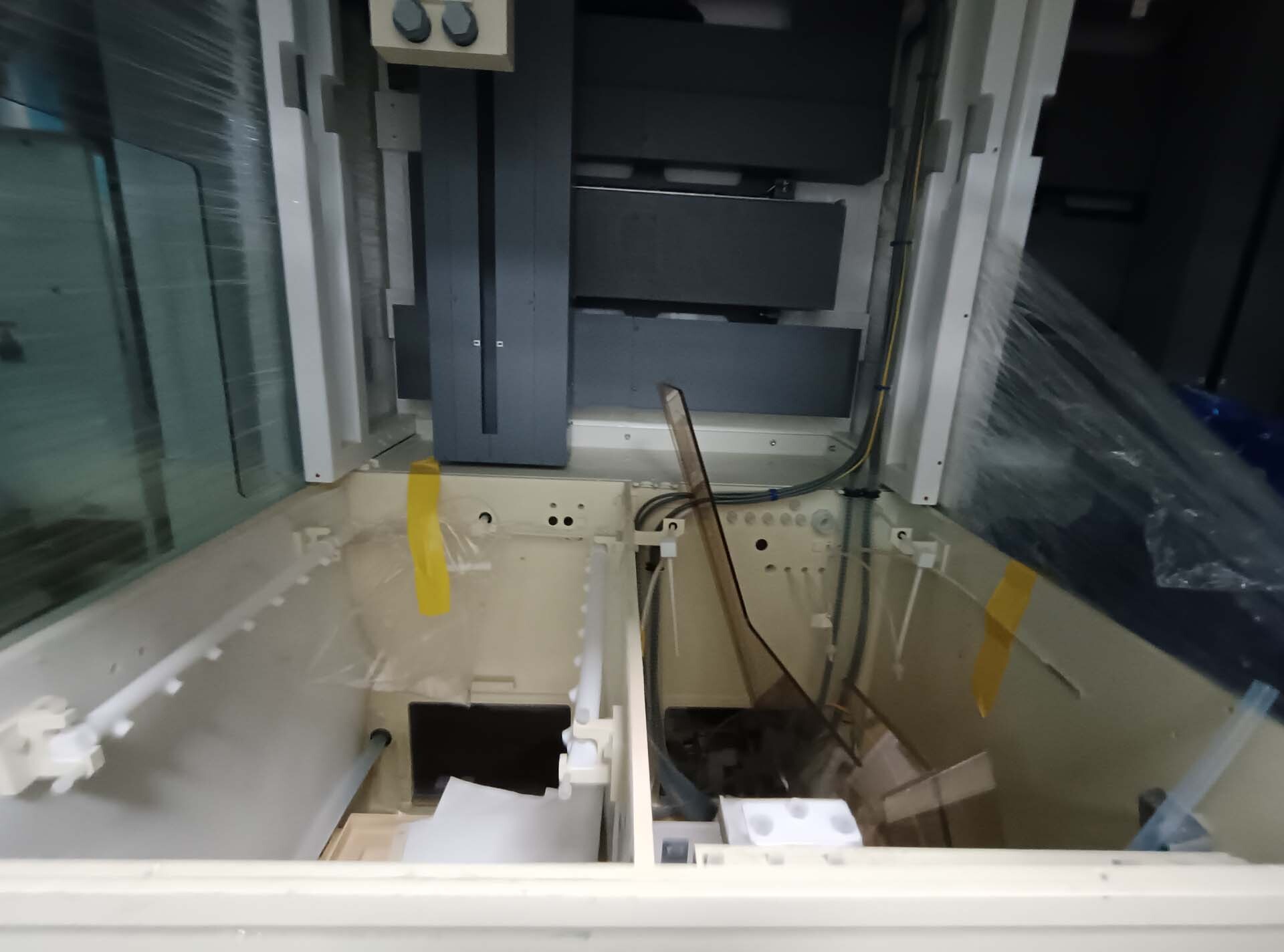 Foto Verwendet TEL / TOKYO ELECTRON Expedius+ Zum Verkauf