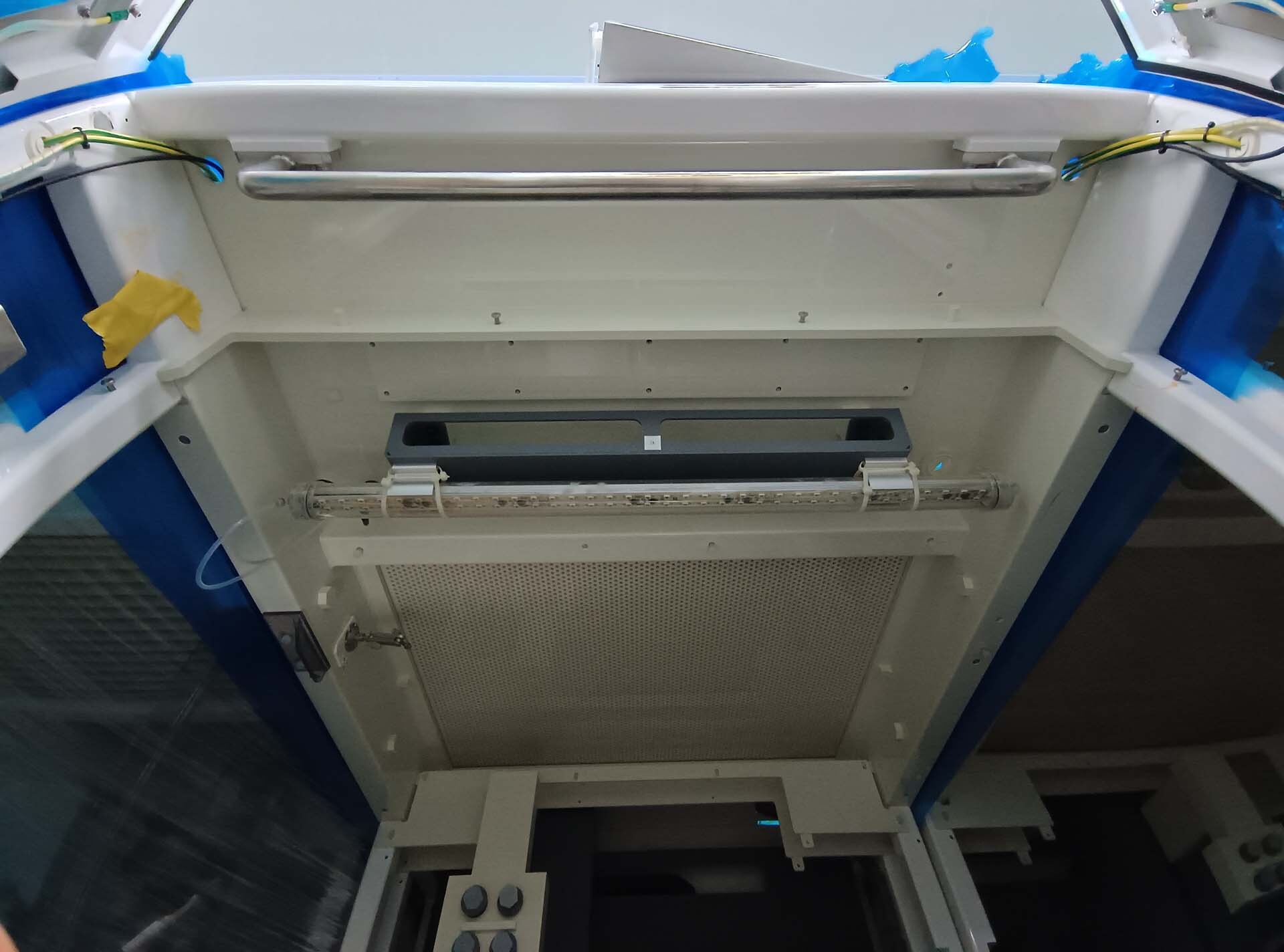 Foto Verwendet TEL / TOKYO ELECTRON Expedius+ Zum Verkauf
