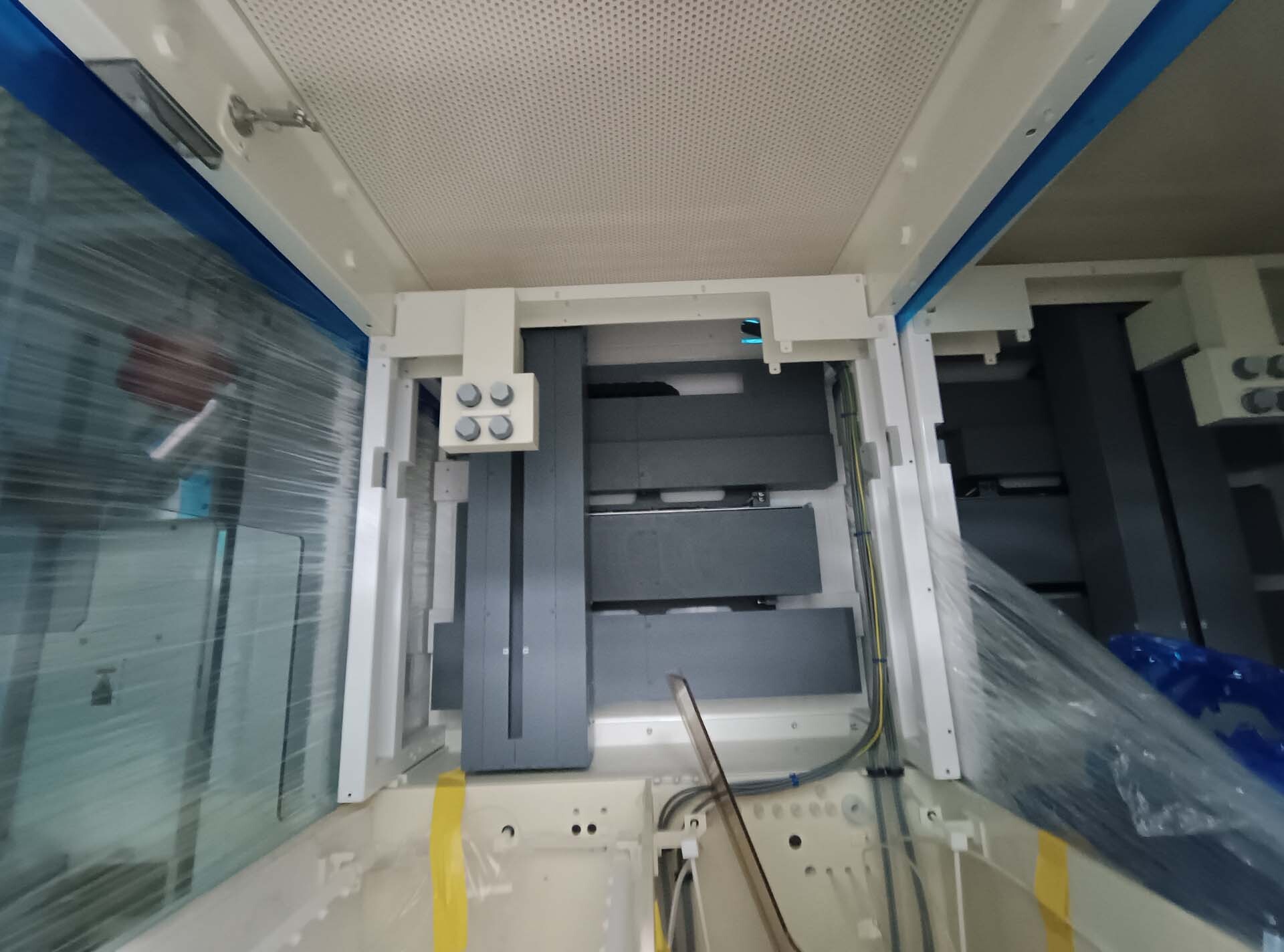 Foto Verwendet TEL / TOKYO ELECTRON Expedius+ Zum Verkauf