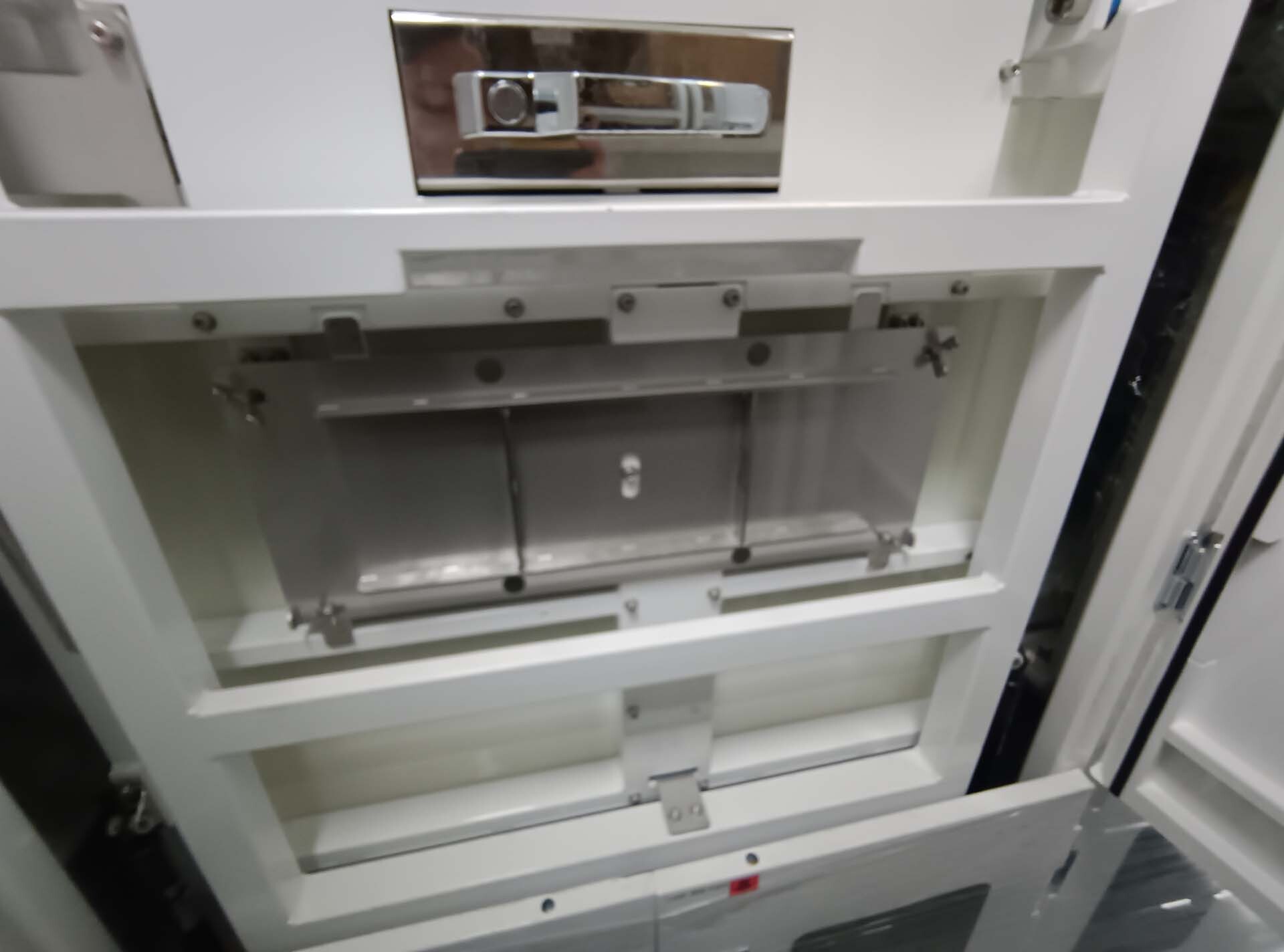Foto Verwendet TEL / TOKYO ELECTRON Expedius+ Zum Verkauf