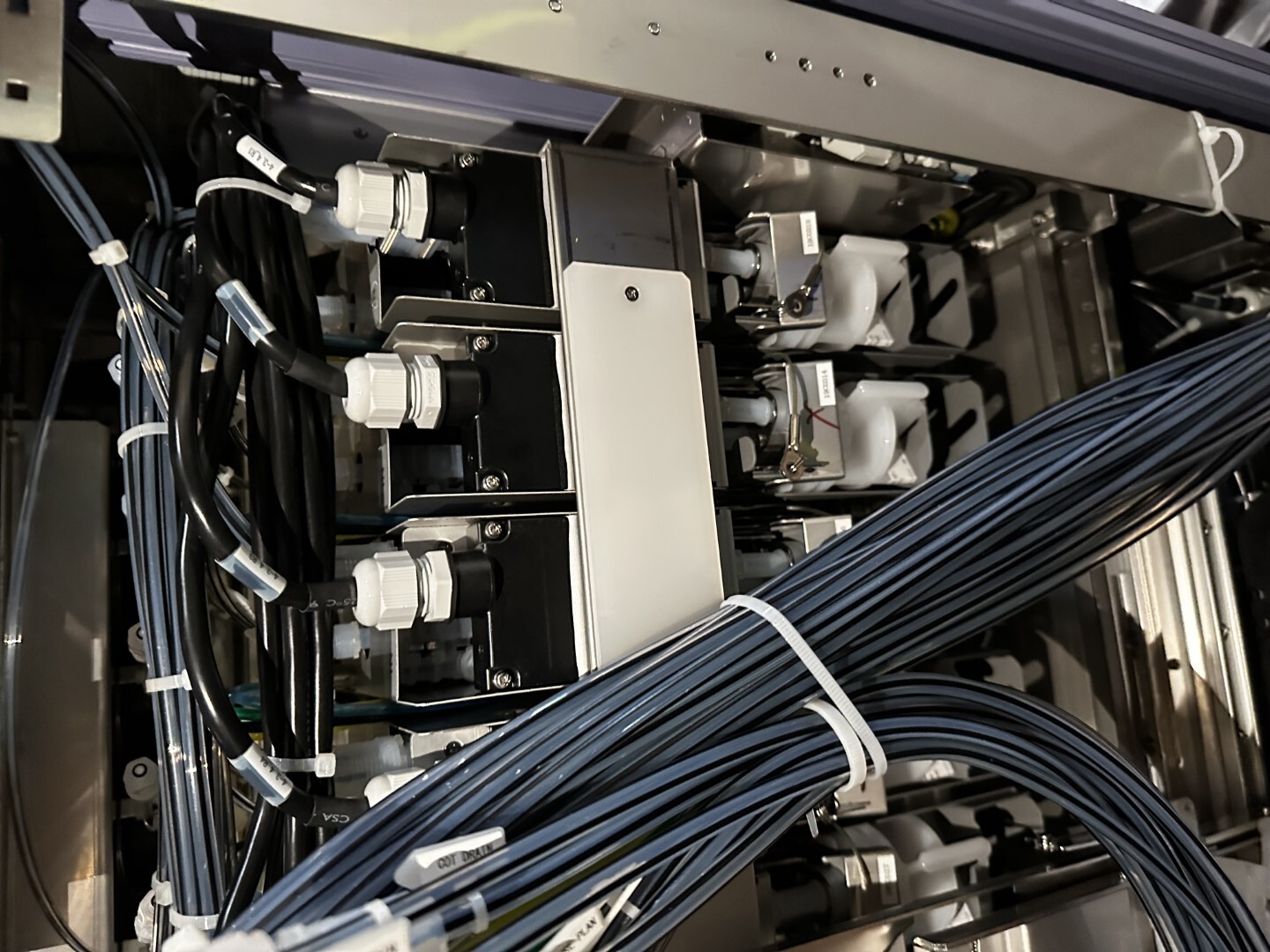 Foto Verwendet TEL / TOKYO ELECTRON Lithius Pro V Zum Verkauf