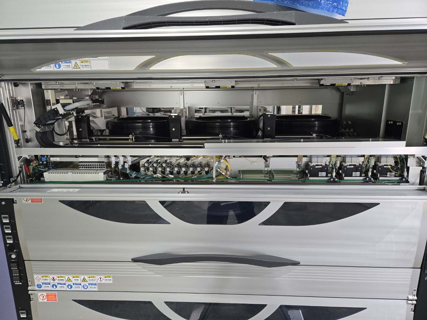Foto Verwendet TEL / TOKYO ELECTRON Lithius Pro Zum Verkauf