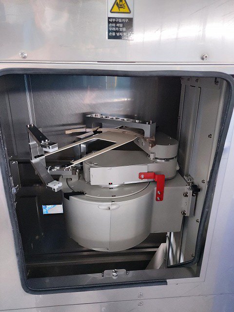 사진 사용됨 TEL / TOKYO ELECTRON Lithus 판매용