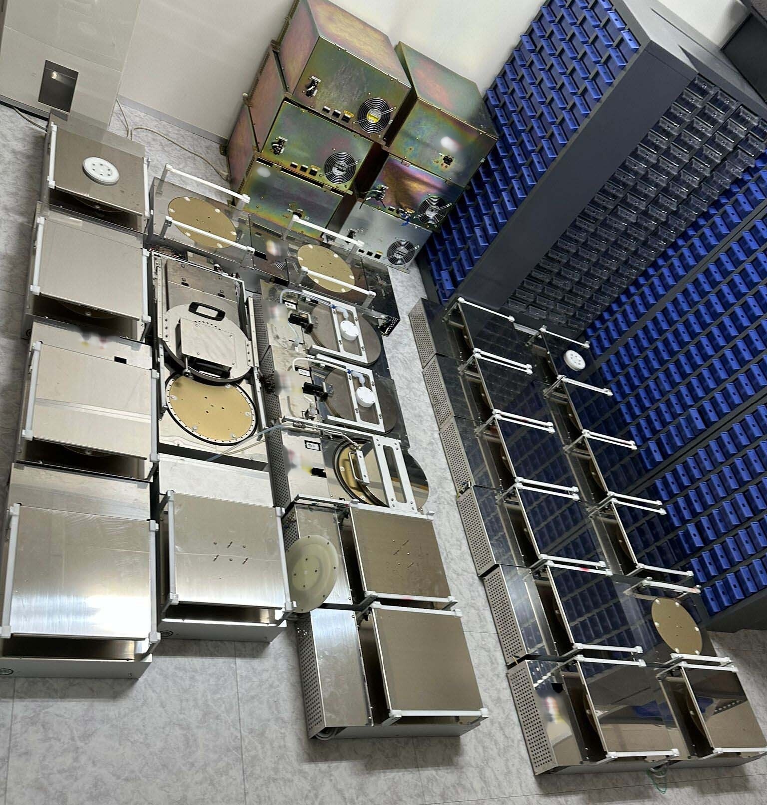 图为 已使用的 TEL / TOKYO ELECTRON Lot of spare parts for ACT 8 待售