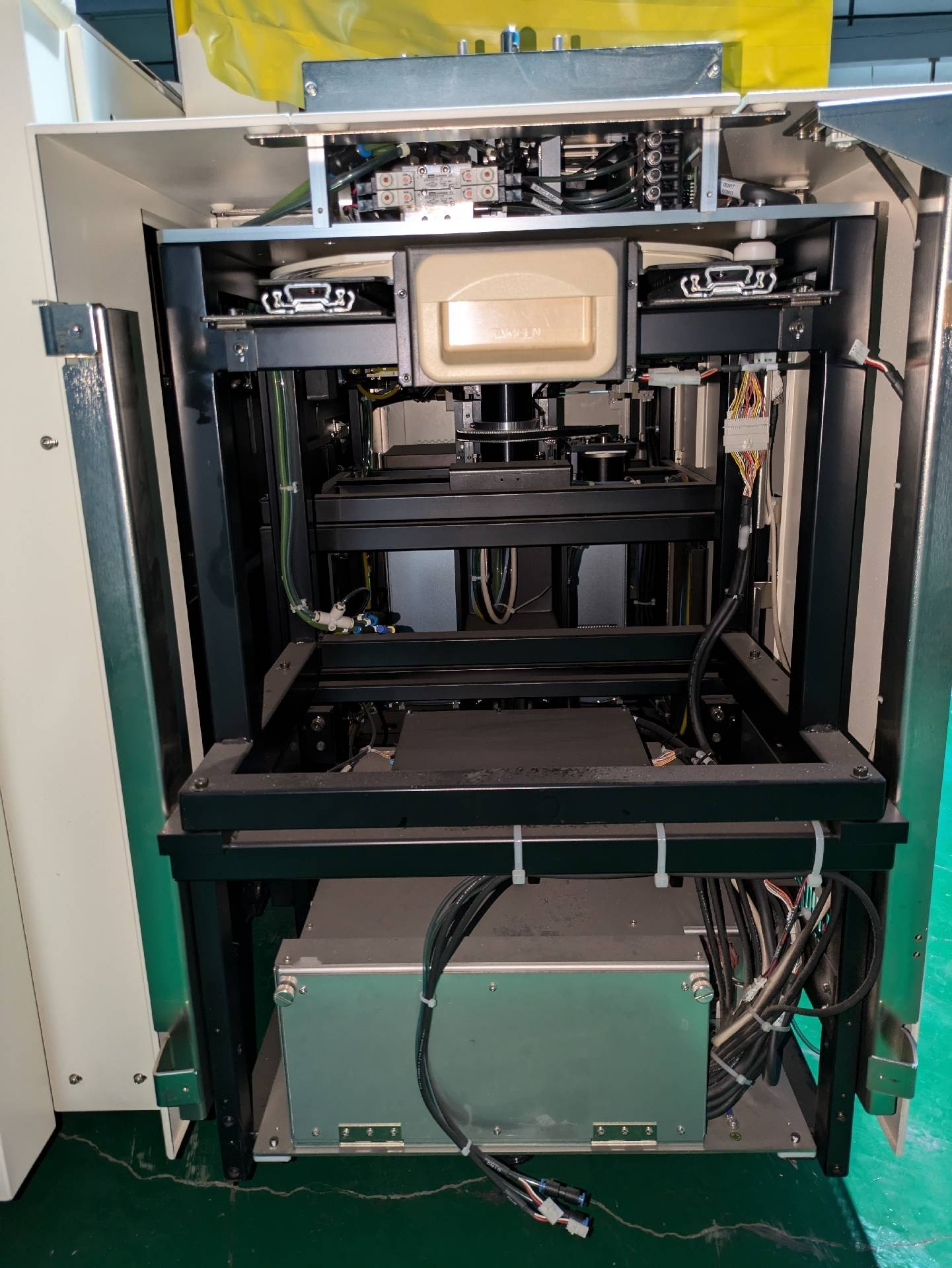 Photo Used TEL / TOKYO ELECTRON P-12XLm For Sale