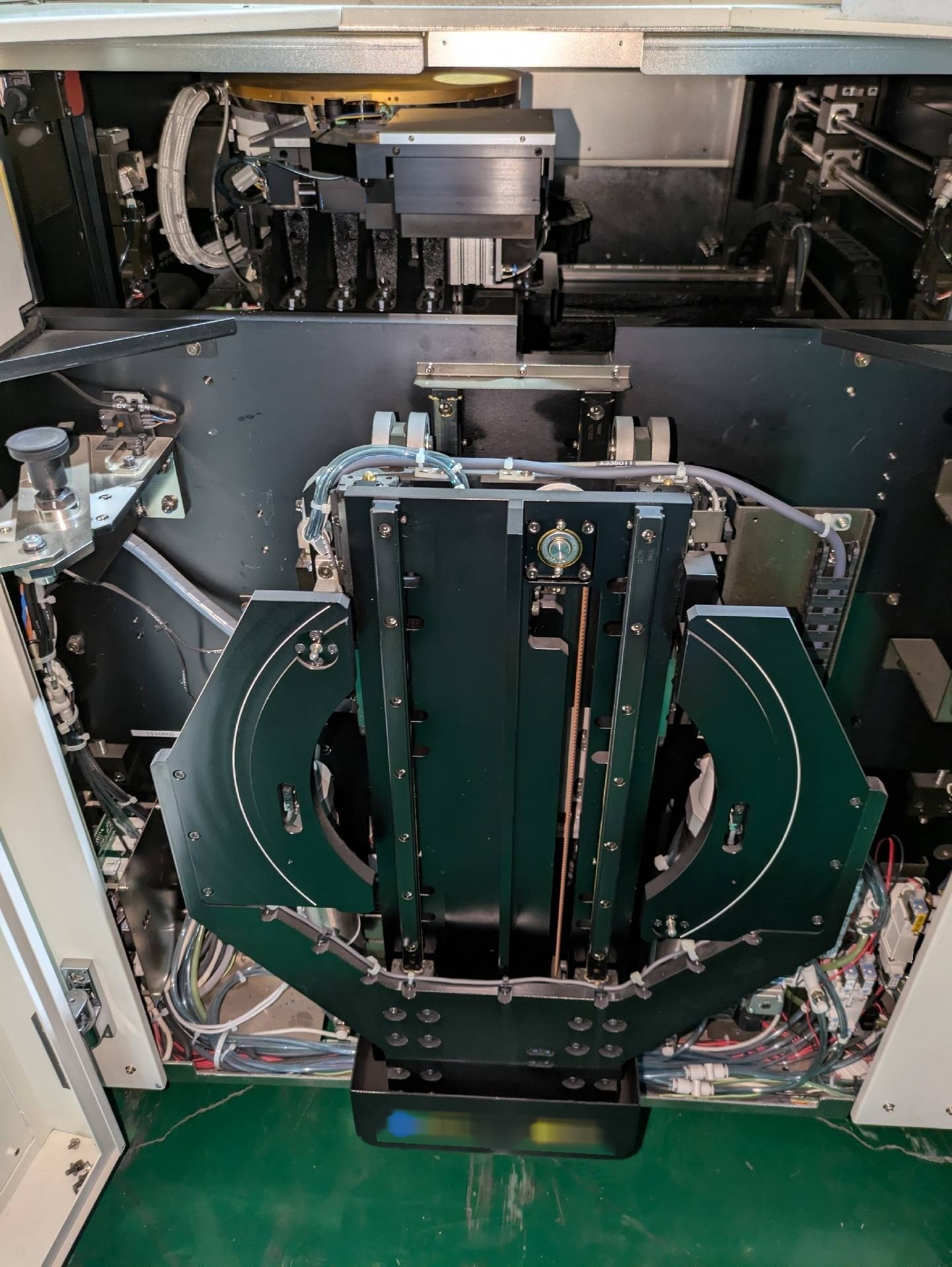 Photo Used TEL / TOKYO ELECTRON P-12XLm For Sale