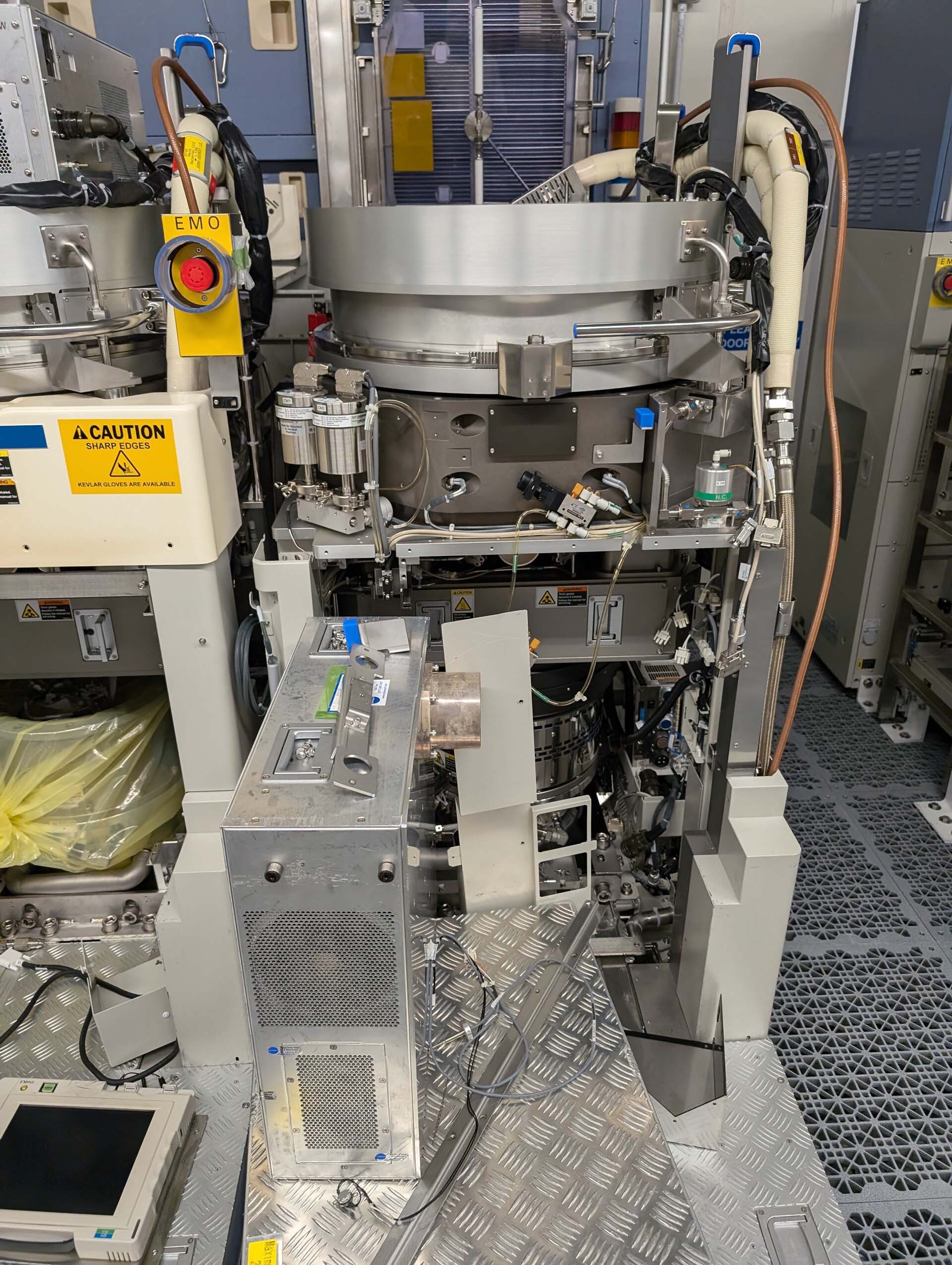 Foto Verwendet TEL / TOKYO ELECTRON TSP-305555SSSS Zum Verkauf