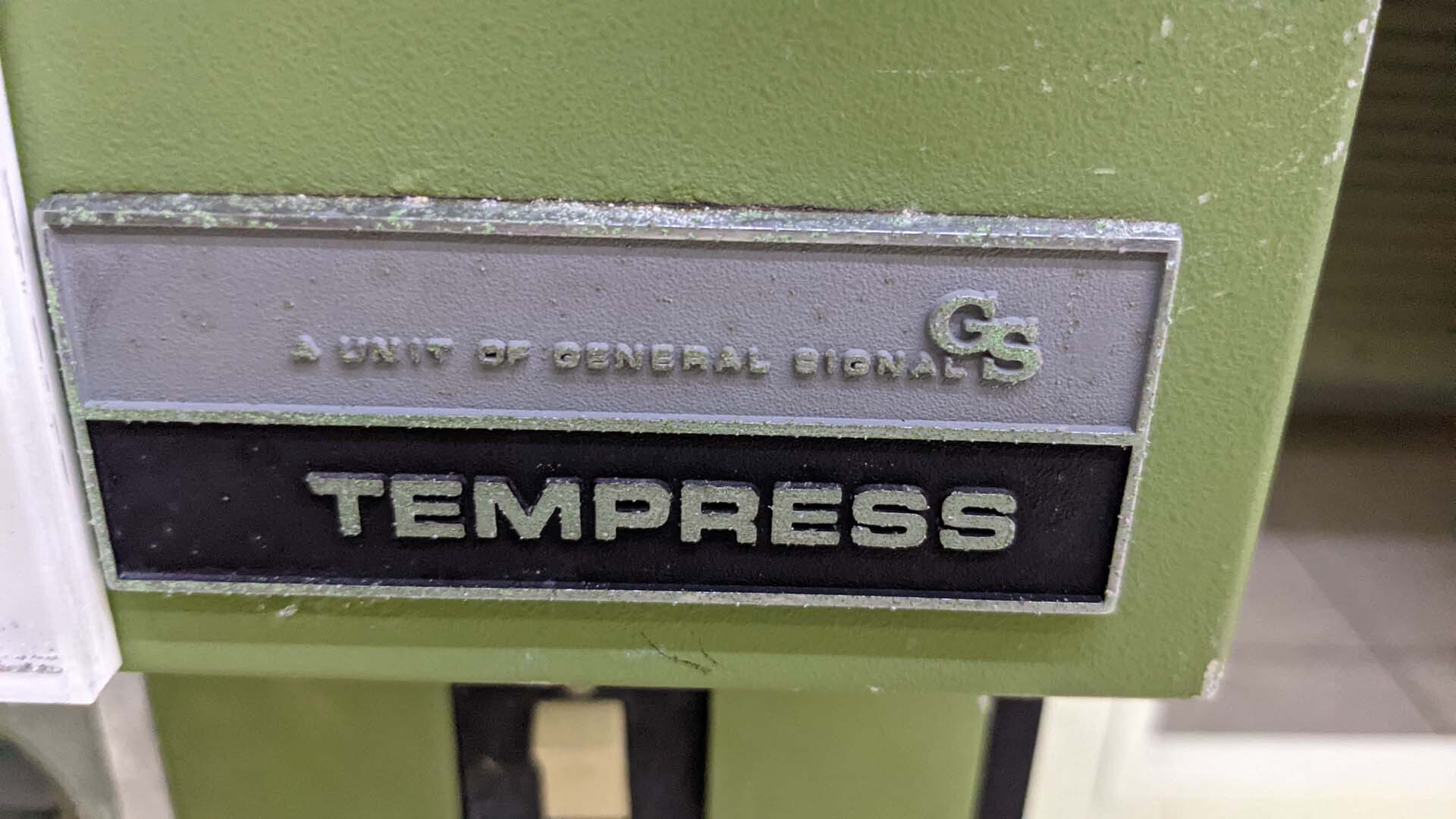 Photo Utilisé TEMPRESS 37453-01 À vendre