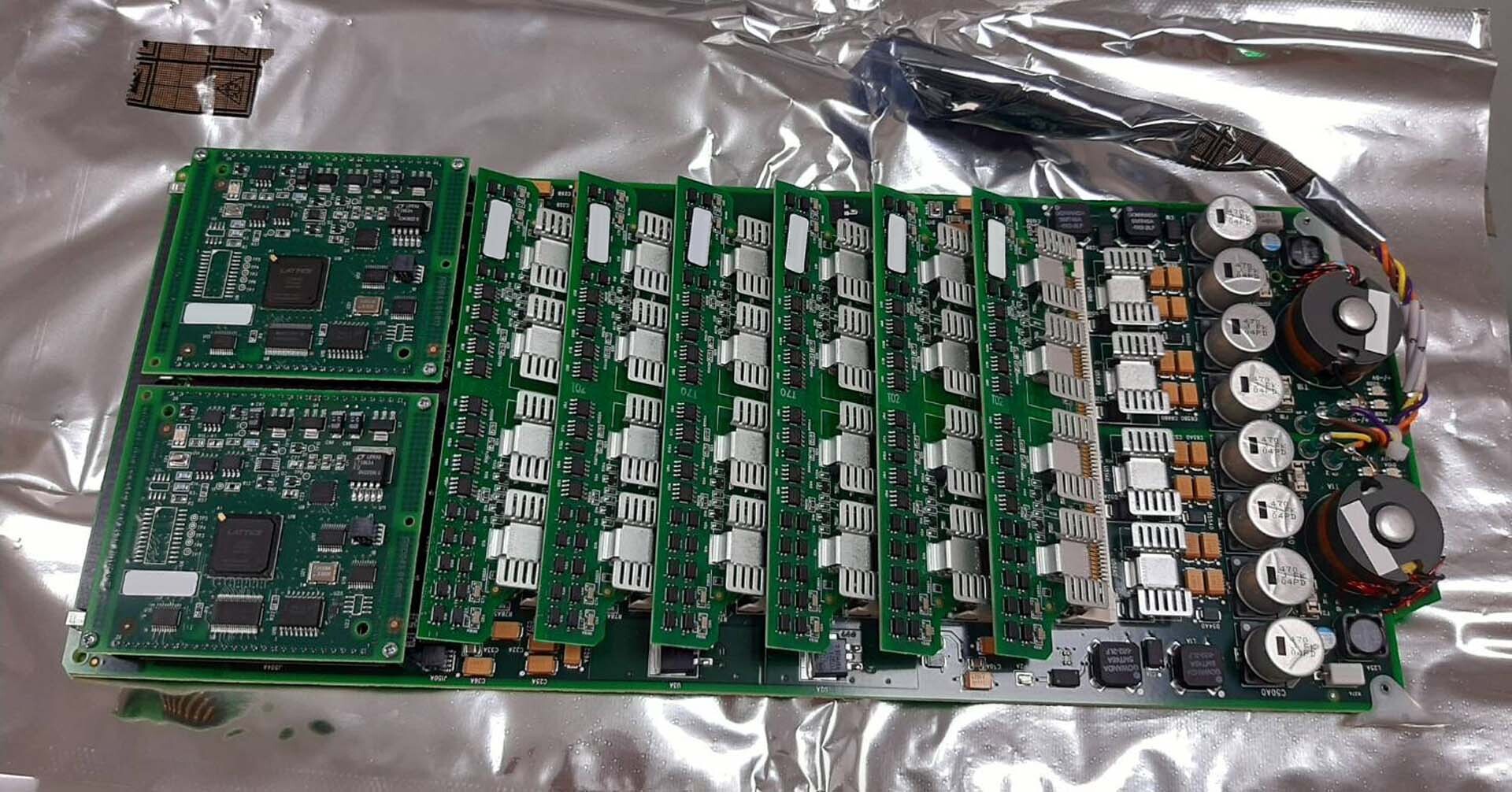 Photo Used TERADYNE / EAGLE APU-12 Boards for ASM 2160 For Sale