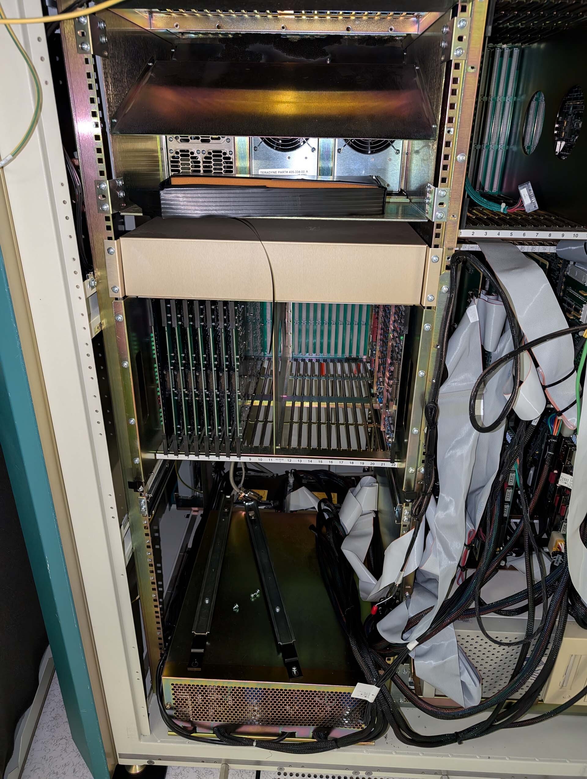 圖為 已使用的 TERADYNE A565 / A567-XX 待售