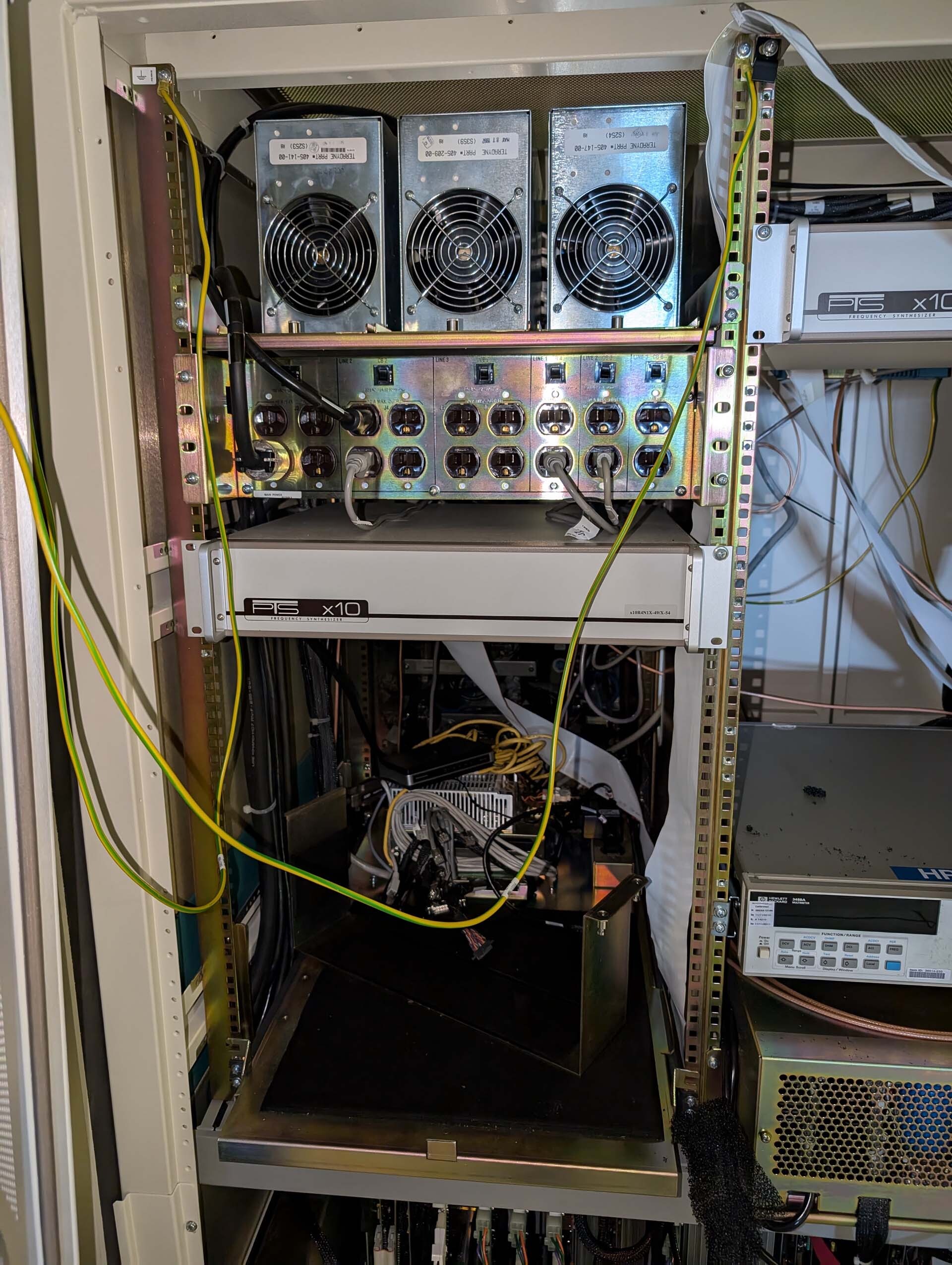 圖為 已使用的 TERADYNE A585 待售