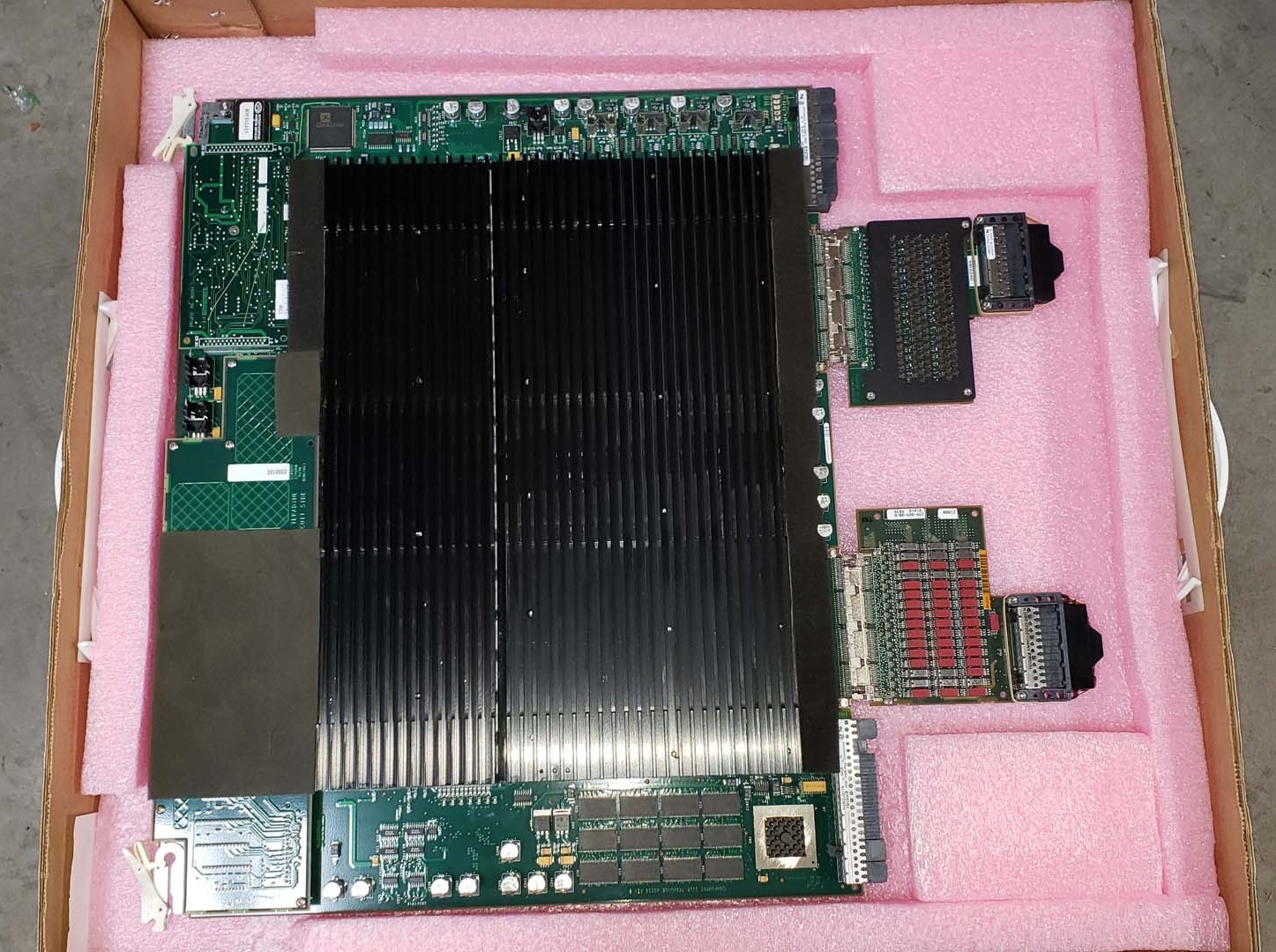 Photo Utilisé TERADYNE HSD 100 Board for J750 À vendre