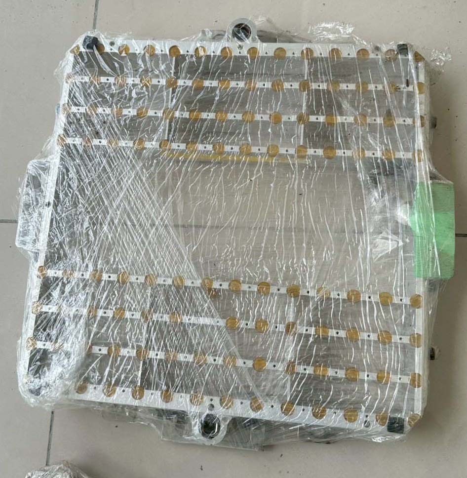 フォト（写真） 使用される TERADYNE Stiffener for UltraFlex 販売のために