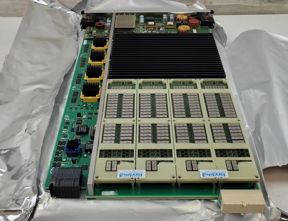 Foto Verwendet TERADYNE UPD-64 boards for ETS-800 Zum Verkauf