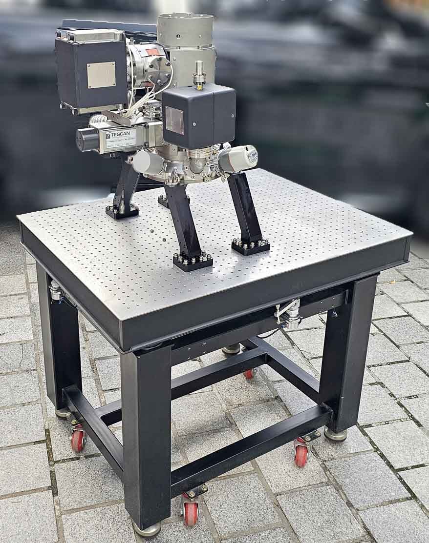 圖為 已使用的 TESCAN MIRA-3 BN Kit B 待售