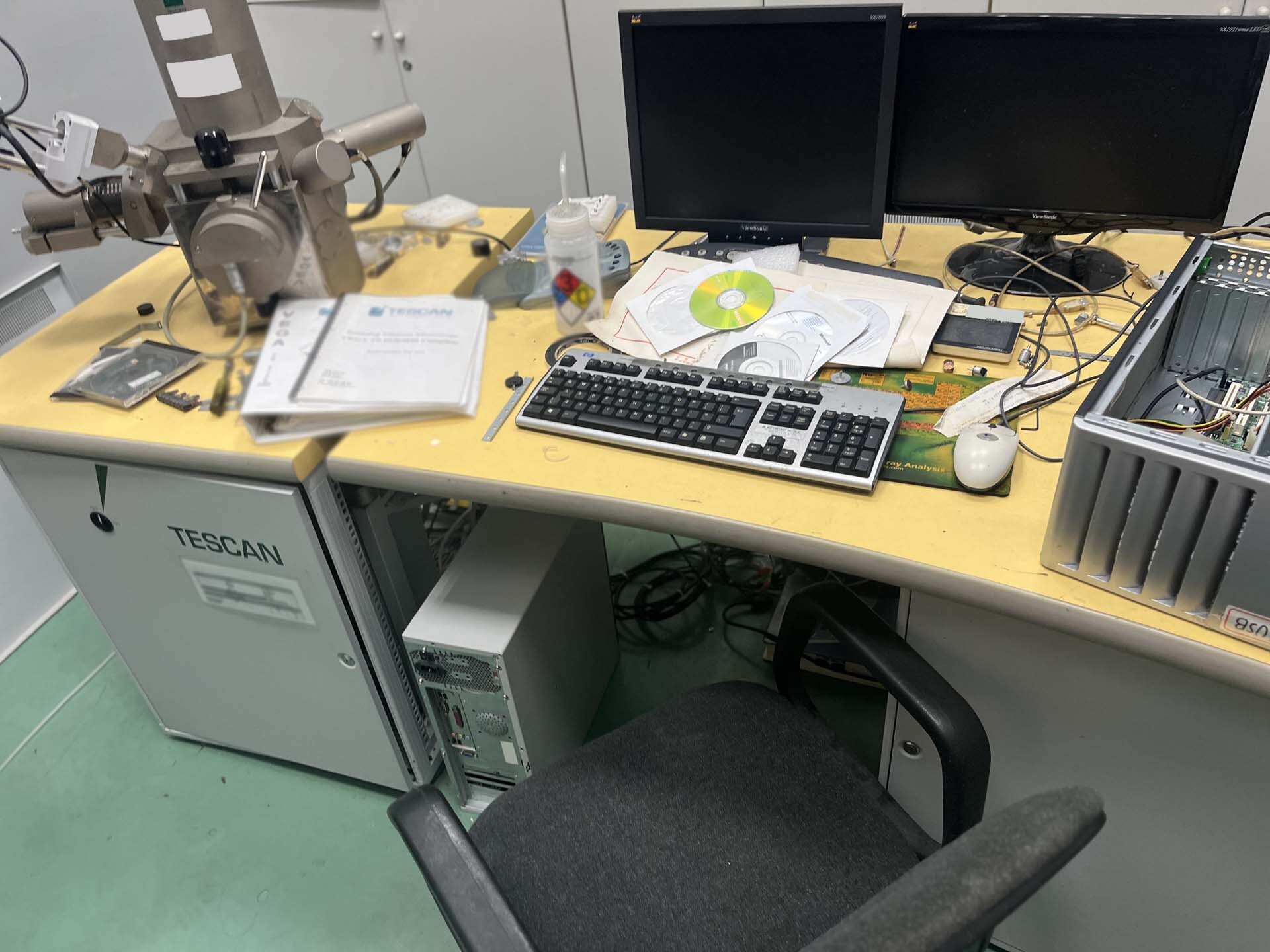 图为 已使用的 TESCAN TS-5136 待售