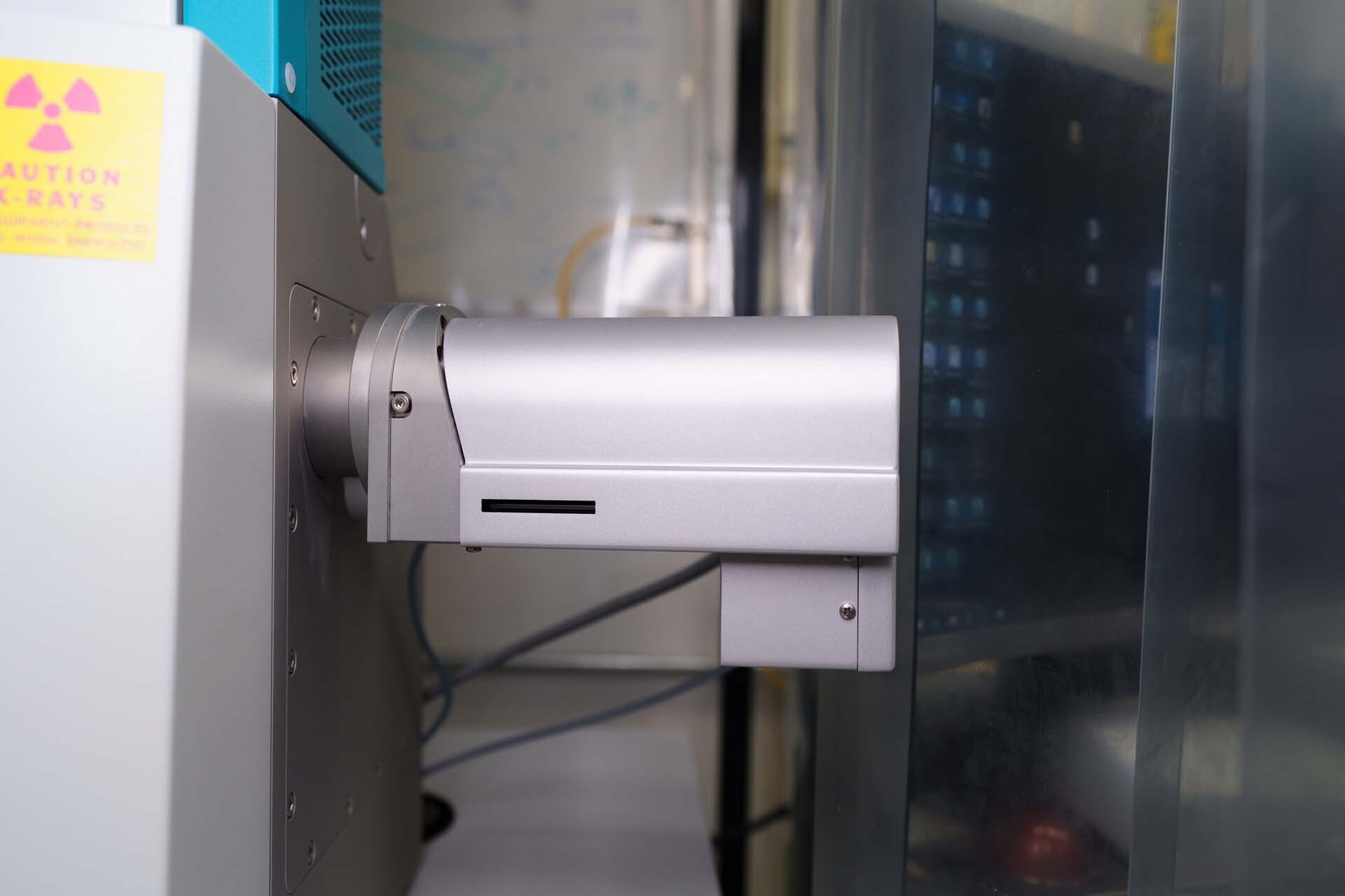Photo Used TESCAN VEGA III XMH For Sale