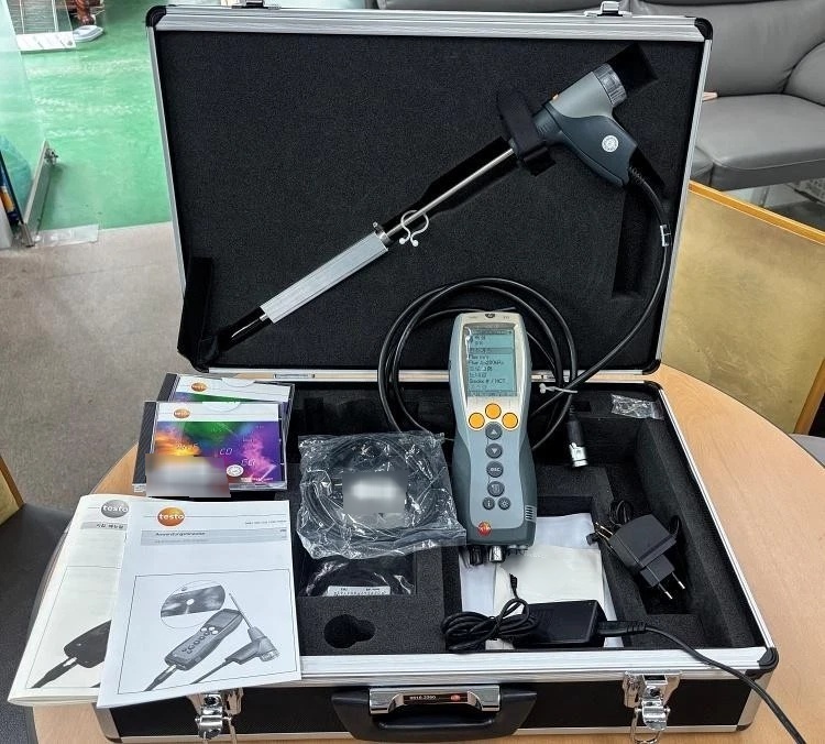 Foto Verwendet TESTO 335 Zum Verkauf