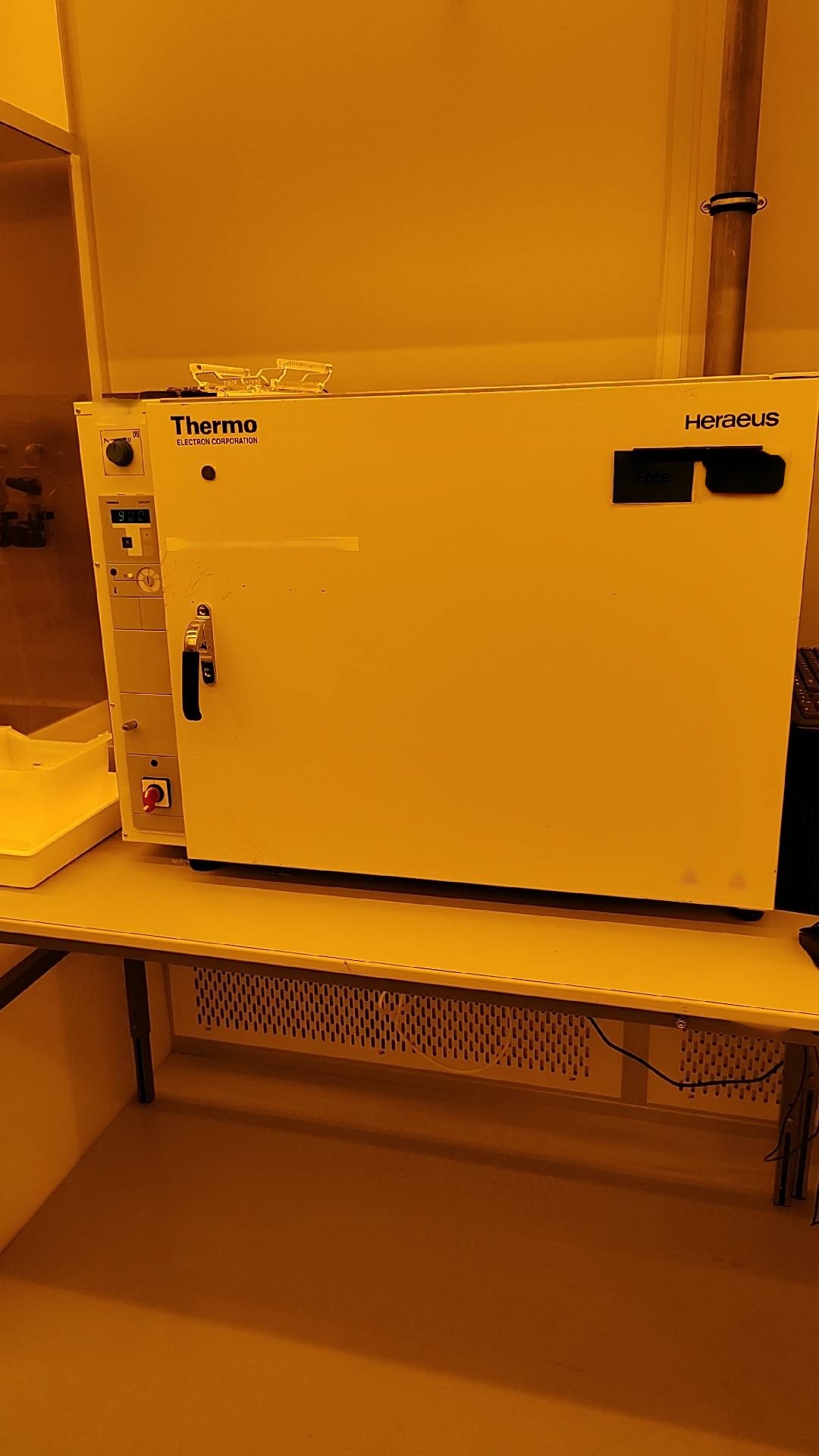 フォト（写真） 使用される THERMO ELECTRON / THERMO FISHER SCIENTIFIC Heraeus 販売のために