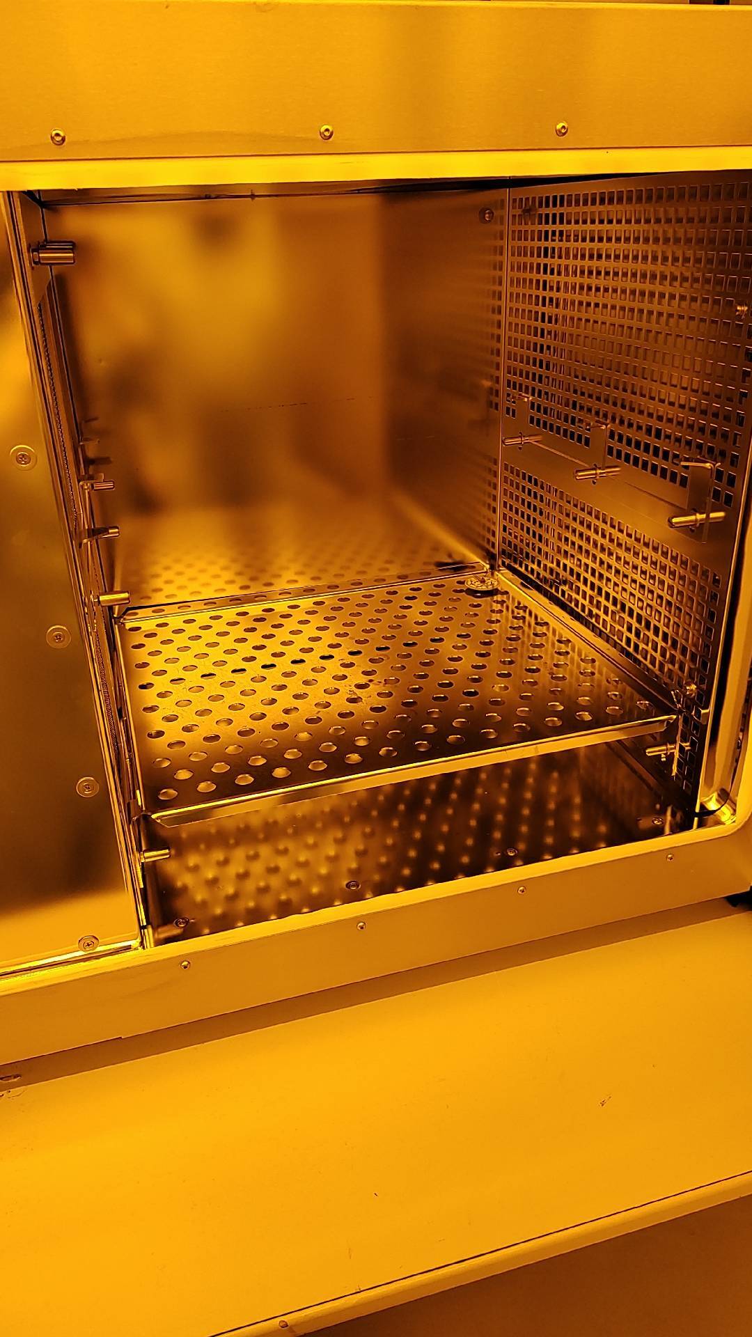 フォト（写真） 使用される THERMO ELECTRON / THERMO FISHER SCIENTIFIC Heraeus 販売のために